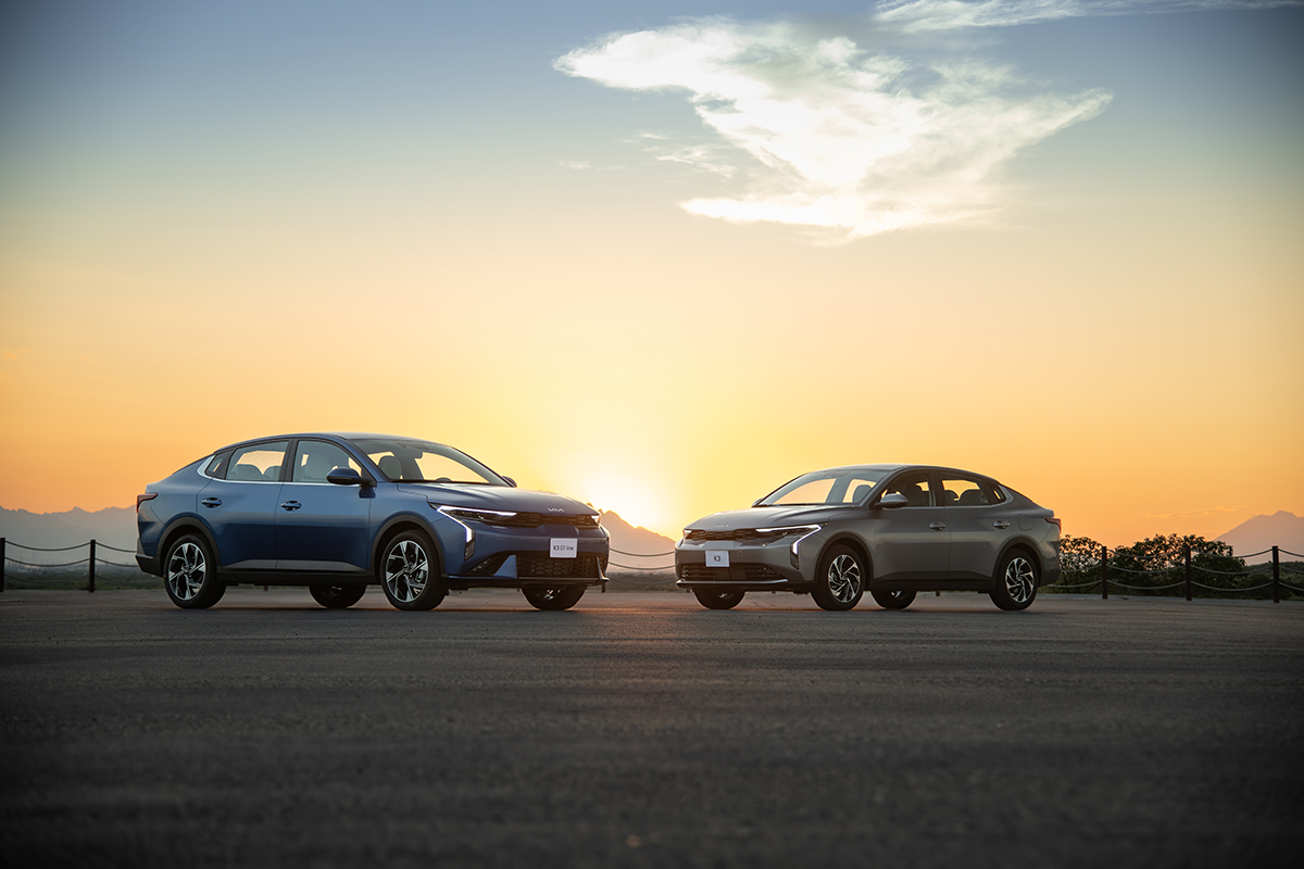 NetcarMexico's tweet photo. 🏷️ Gama de precios Kia K3 Sedán 2027:
L 1.4L TM: $304,900 • L 1.6L TA: $335,500 • LX 1.6L TM: $358,600 / TA: $372,600 • EX 1.6L TA: $400,300 • 🔥 GT-Line 1.6L TA: $446,400
🛡️ 5 estrellas Latin NCAP y 6 bolsas de aire de serie.
¿Te convence la nueva versión GT-Line? 👇 #KiaK3 #Autos #Netcar @KiaMexico