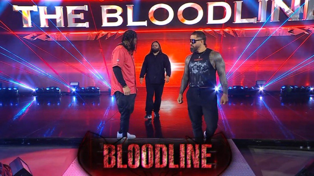 SSMWeitoish's tweet photo. The Bloodline open #WWERAW as reported by Viper Reports

No more playing slow and laying low. Final warning shot to 946 #BOW

A vehicle pulls up Jacob Fatu &amp; The Uso’s rush to the vehicle to find that JAIDA PARKER HAS ARRIVED to #WWERAW and is here to see GM Adam Pearce https://t.co/zldJ80Dy18