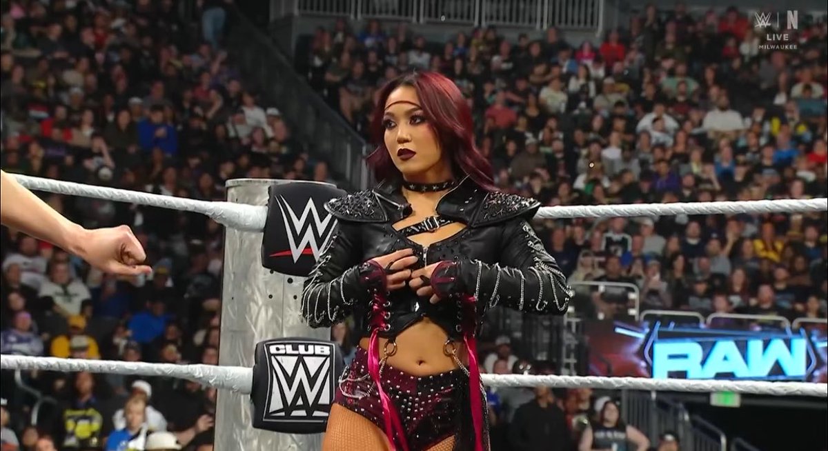 NOTURSTAN's tweet photo. OUR ST⭐️RGIRL DAYS BEFORE BECOMING MISS MONEY IN THE BANK
#WWERAW https://t.co/j6Dpvwh6Bu
