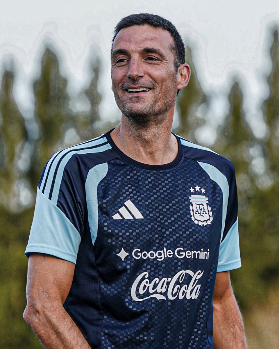 juegosimple__'s tweet photo. 🇦🇷 Scaló. https://t.co/N5OY2z2w9O