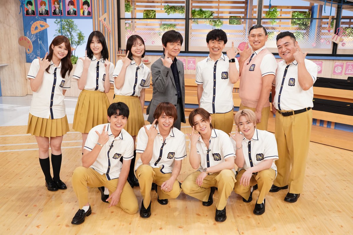nittele_ntv's tweet photo. ⋰
17年半にわたりレギュラーとして
番組を支え続けてきた
オードリー・若林正恭が番組を卒業！
⋱

27日(日)の放送では
"全員で協力！11アンサー 若林卒業SP"
企画を実施しました

若林💬
"初めてのテレビのレギュラー番組で…"

🗓️毎週日曜午前11時45分
『#スクール革命！』
https://t.co/lI2ivpGJHb https://t.co/cblSSOQCbd