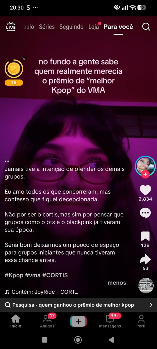 adribangtancafe's tweet photo. Odeio esse tipo de vídeo. Gente, votação não é caridade! ARMY não tem que deixar de votar no BTS só porque outro grupo nunca ganhou um prêmio nessa premiação.Cada fandom vota em quem quer apoiar, e não existe obrigação de abrir mão do seu voto para “dar uma chance” a outro grupo. https://t.co/Phb6dsJCA9