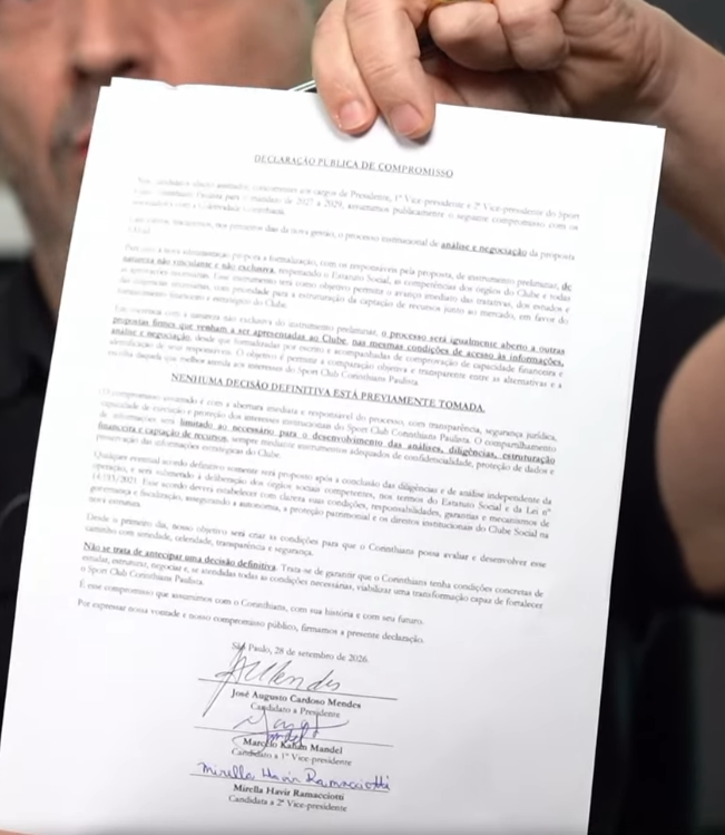 SakamotoM09's tweet photo. José Augusto Mendes acaba de assinar uma declaração pública de compromisso, na qual afirma que, caso seja eleito, dará início ao processo de análise e negociação da proposta da SAFIEL. https://t.co/AX0KN62C25