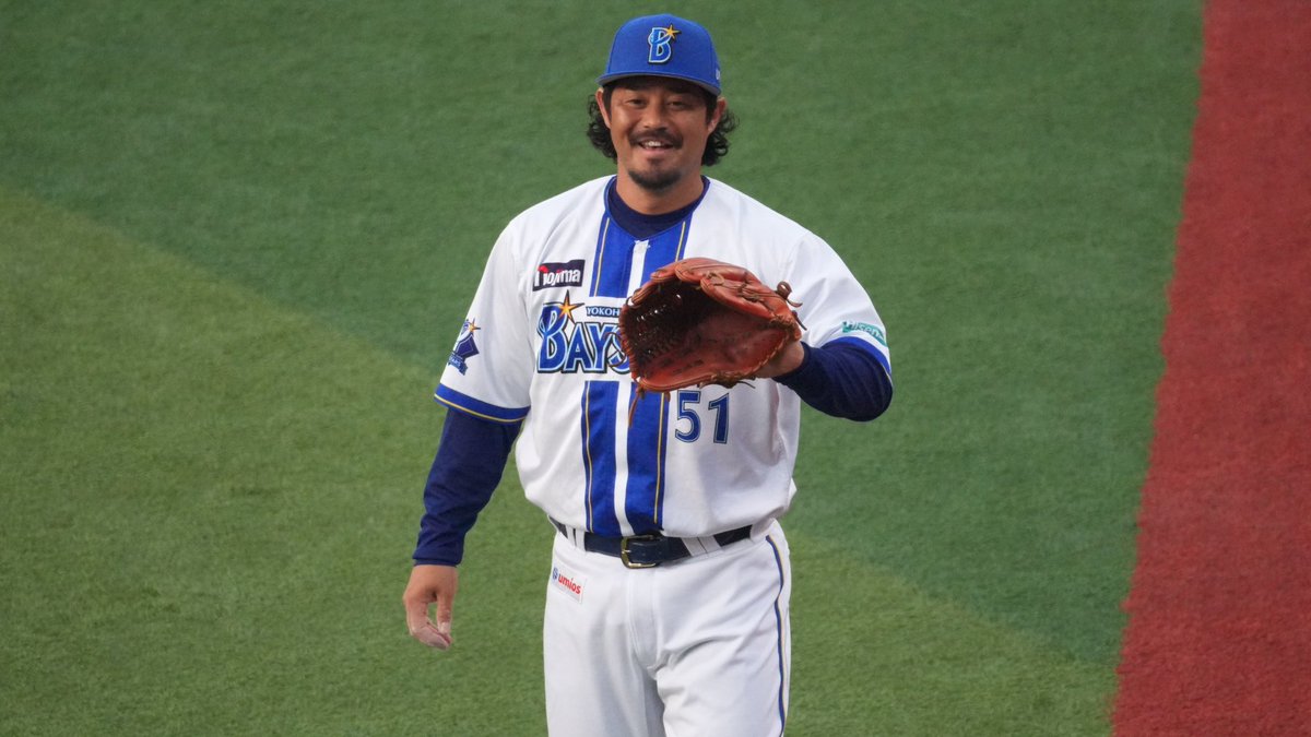 About01060922's tweet photo. おはようございます🙋‍♂️☔
昨日もそうですが、
選手もファンもお疲れモードに
なってきているので、
みんな週末までゆっくり休んで
残り２戦を勝ち切りましょう💪

(宮﨑選手の笑顔は
ベイファンの癒しですね😌🧸🍯)

という事で、今日も元気に
いってらっしゃ~い👋✨ https://t.co/La6HpMol4F