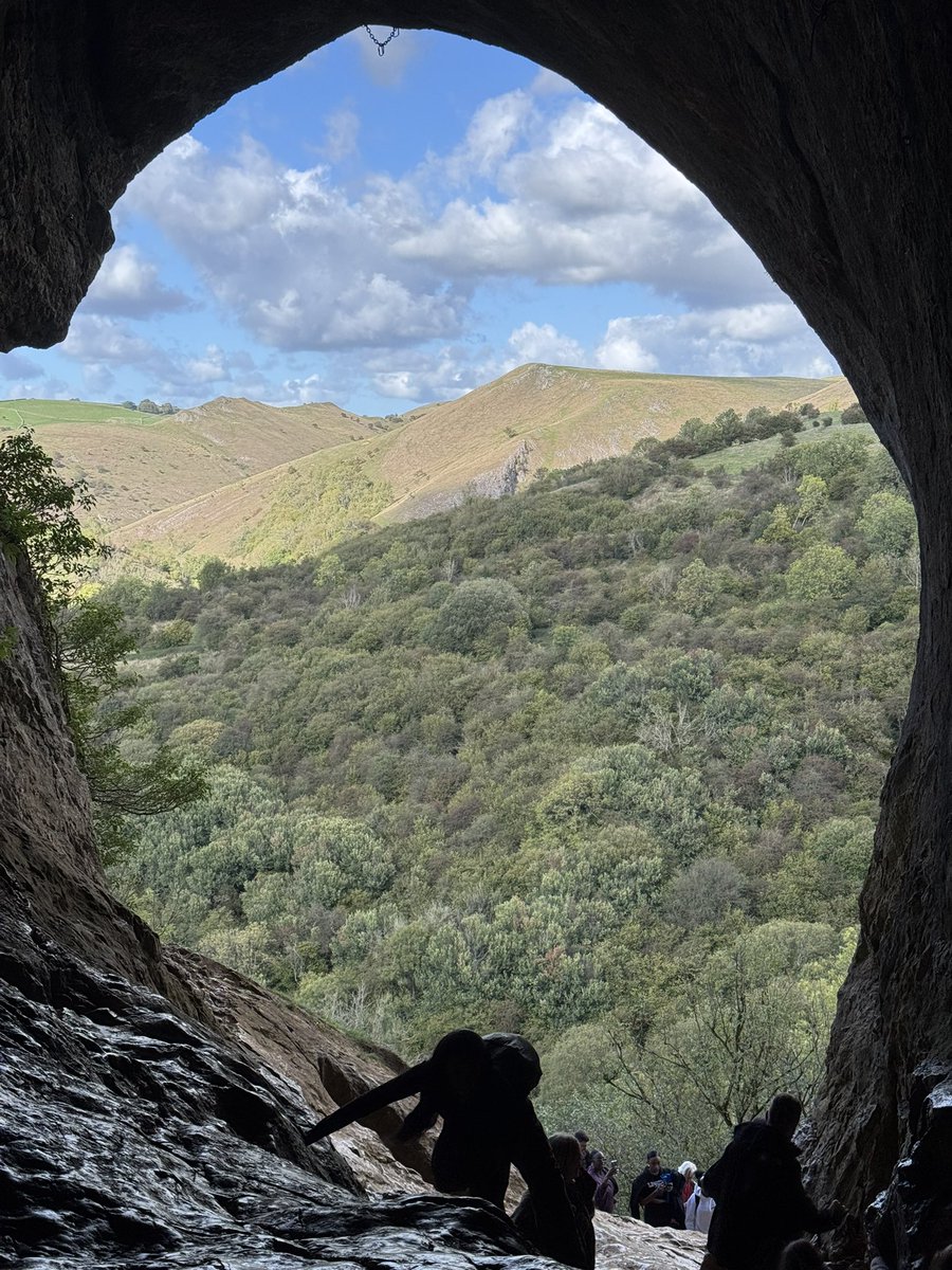 purplebrainfog's tweet photo. i experienced something which i didnt know i longed for, two days ago and it already felt like years since. i thought i was too different to feel the grace of mother nature, and experience it with the love of my life and my friends. i wish i could repay the earth for her kindness https://t.co/y5PEbG3s9P