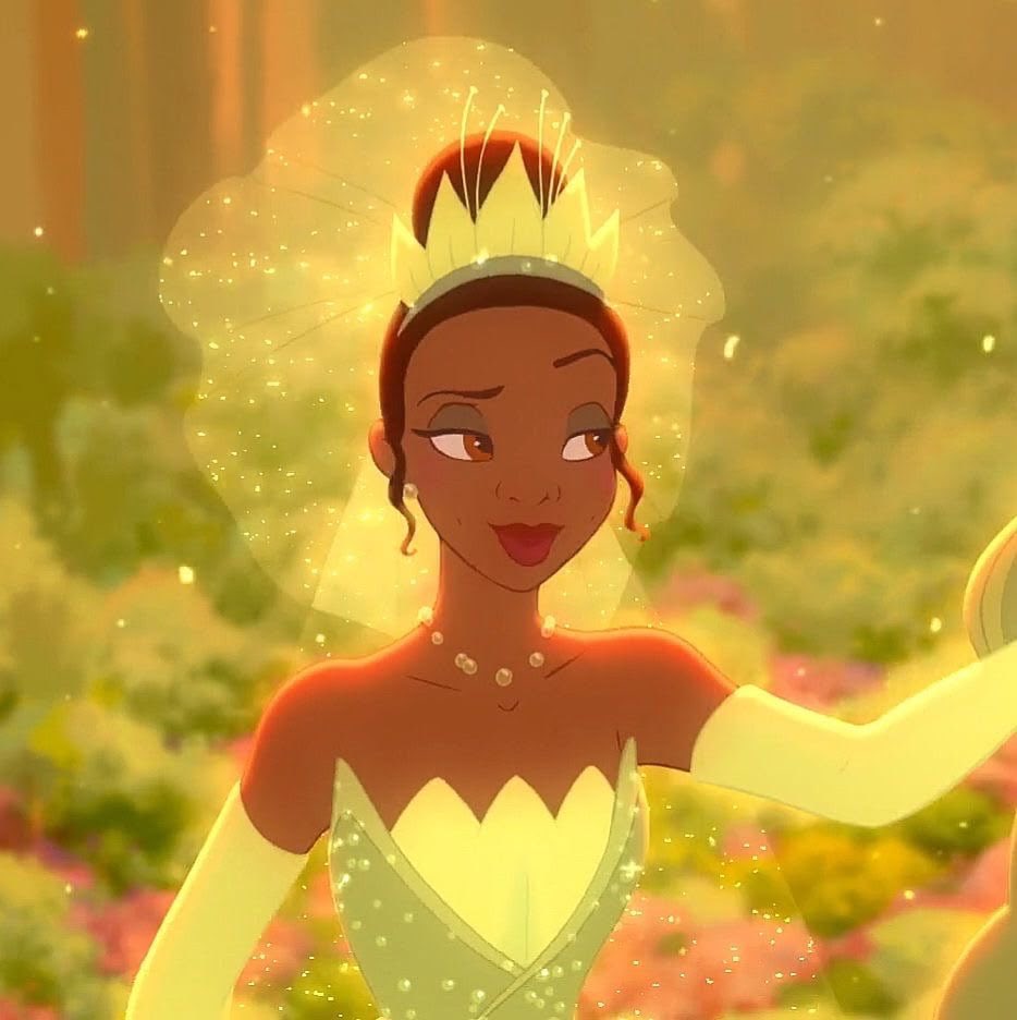 bookadoobee's tweet photo. how pinterest sees you 

celebrity crush
gaming console
disney character 
nature aesthetic 

david &amp; princess tiana yessss https://t.co/AdSIWQFSbo