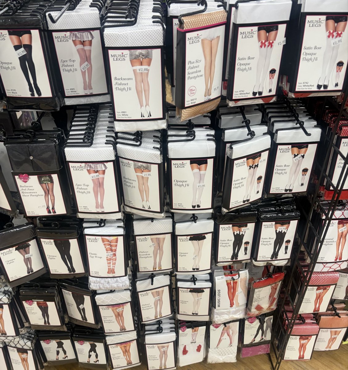 katscode's tweet photo. I want to buy all of these https://t.co/Zv7DdPlzeL