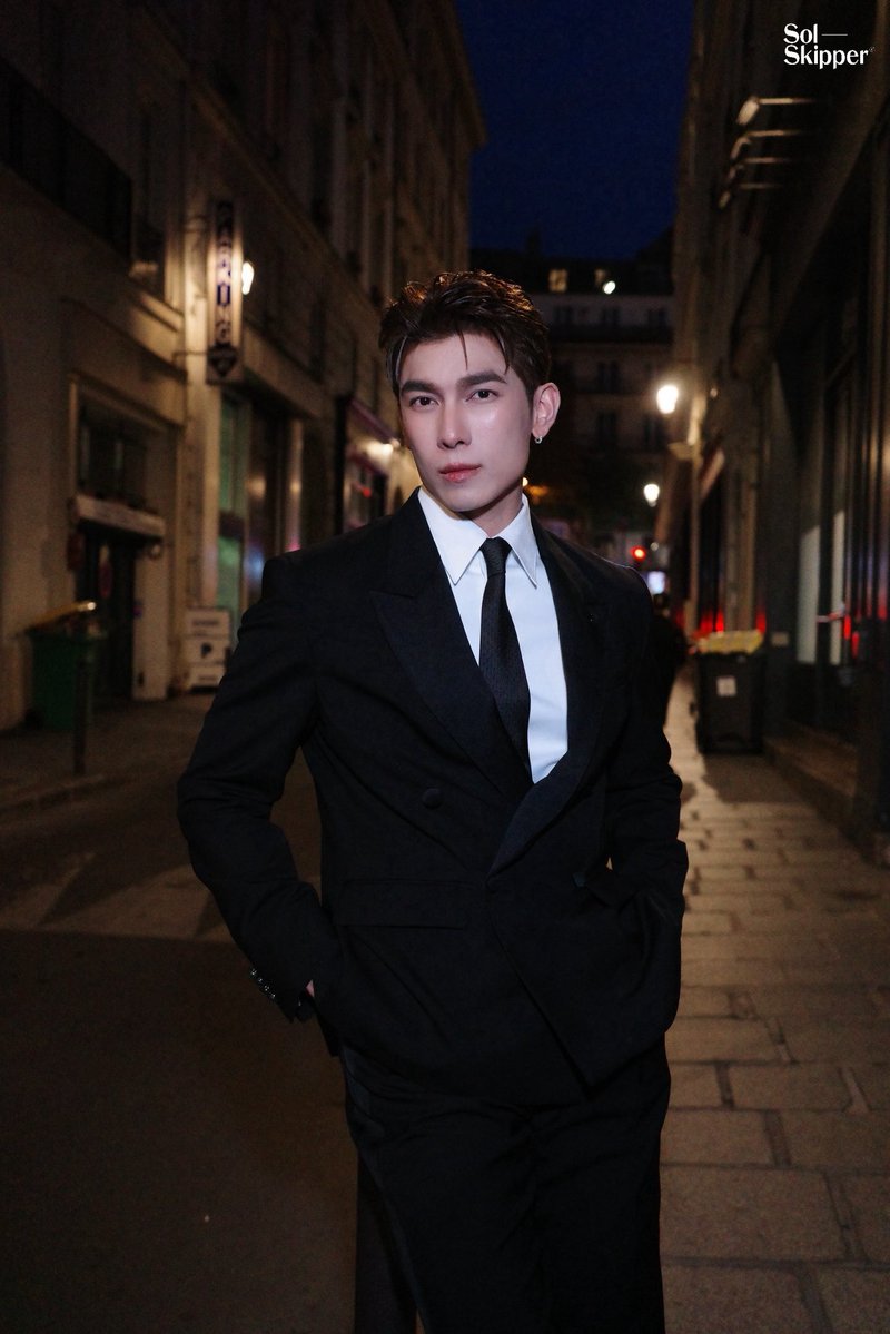 mewsuppasitCNds's tweet photo. Good Mewning my kind boy. Congrats on the @hm event! That rich red look was so bold and effortlessly cool, and your event look was polished and elegant. Loved both! Rest well and enjoy Paris!

MEW X ELIE SAAB HM 

@MSuppasit
#ELIESAABxHMwithMew
#MewSuppasit
#HMThailandxMEW https://t.co/rMibnBgWgz
