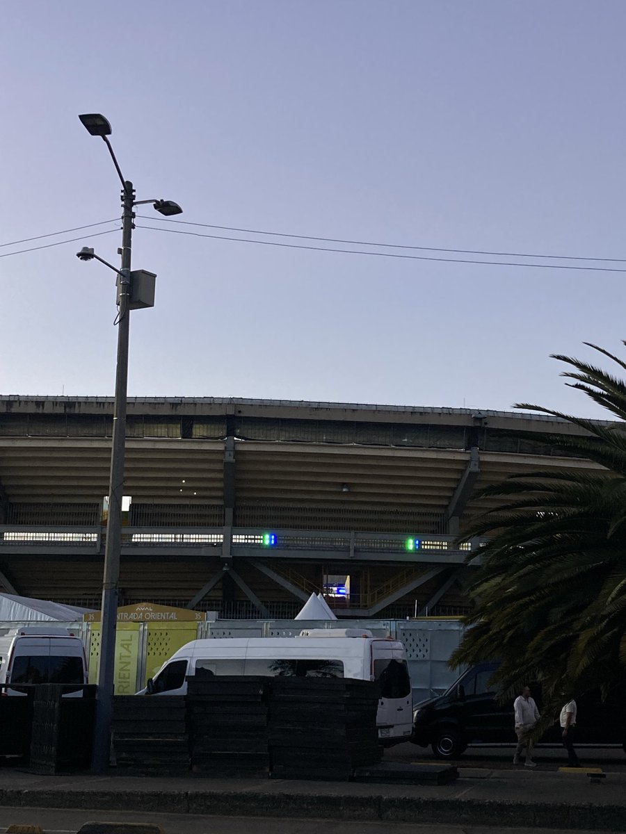valthvxjkk's tweet photo. MK PARECE IRREAL VER EL ESCENARIO DE #bts EN EL CAMPIN, YA SOLO 4 DÍAS. ☹️💜 https://t.co/aUrzJGgQ7H