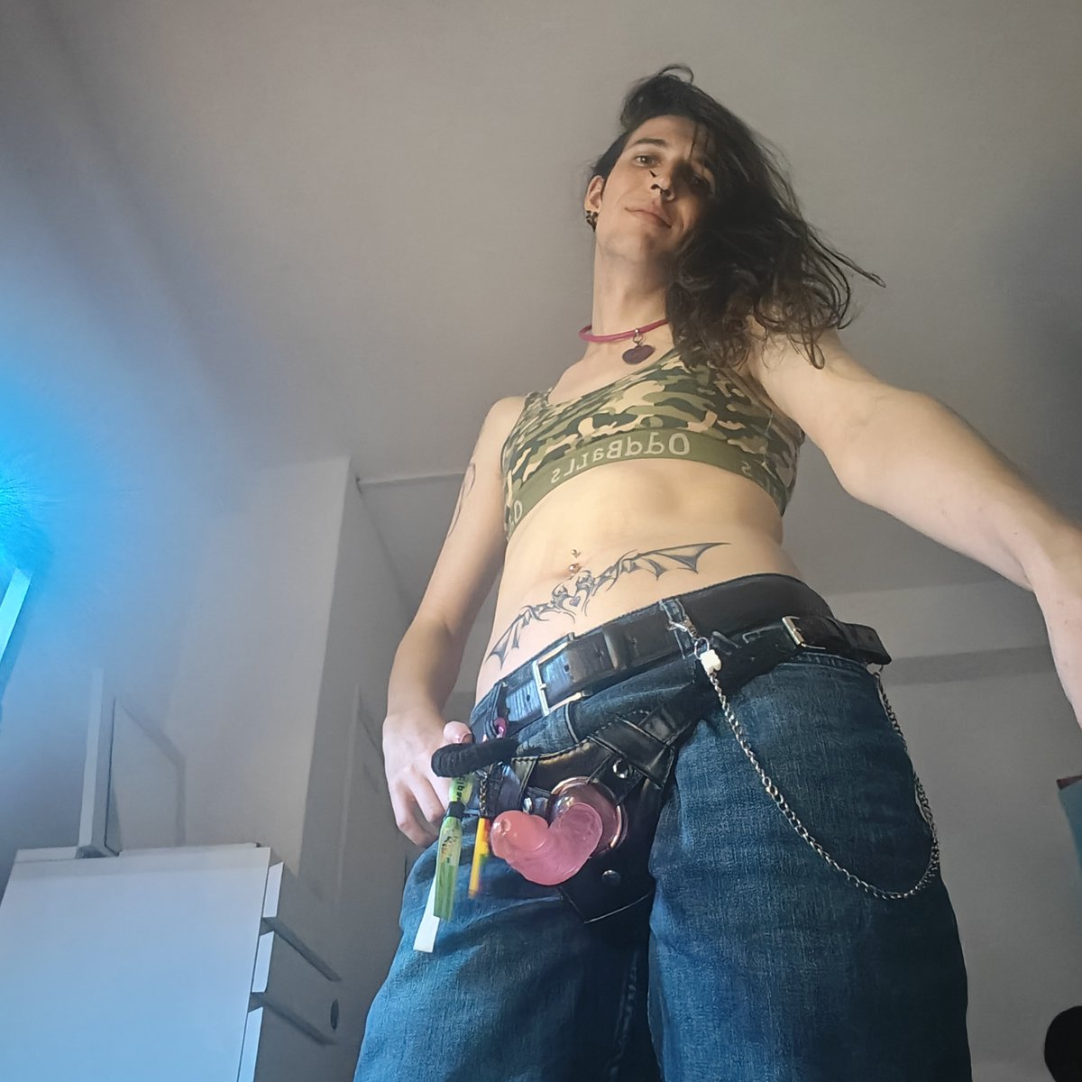 Jinx_Kitty666's tweet photo. Strap on have such a dominant feel to them https://t.co/KPcwsuf4lS