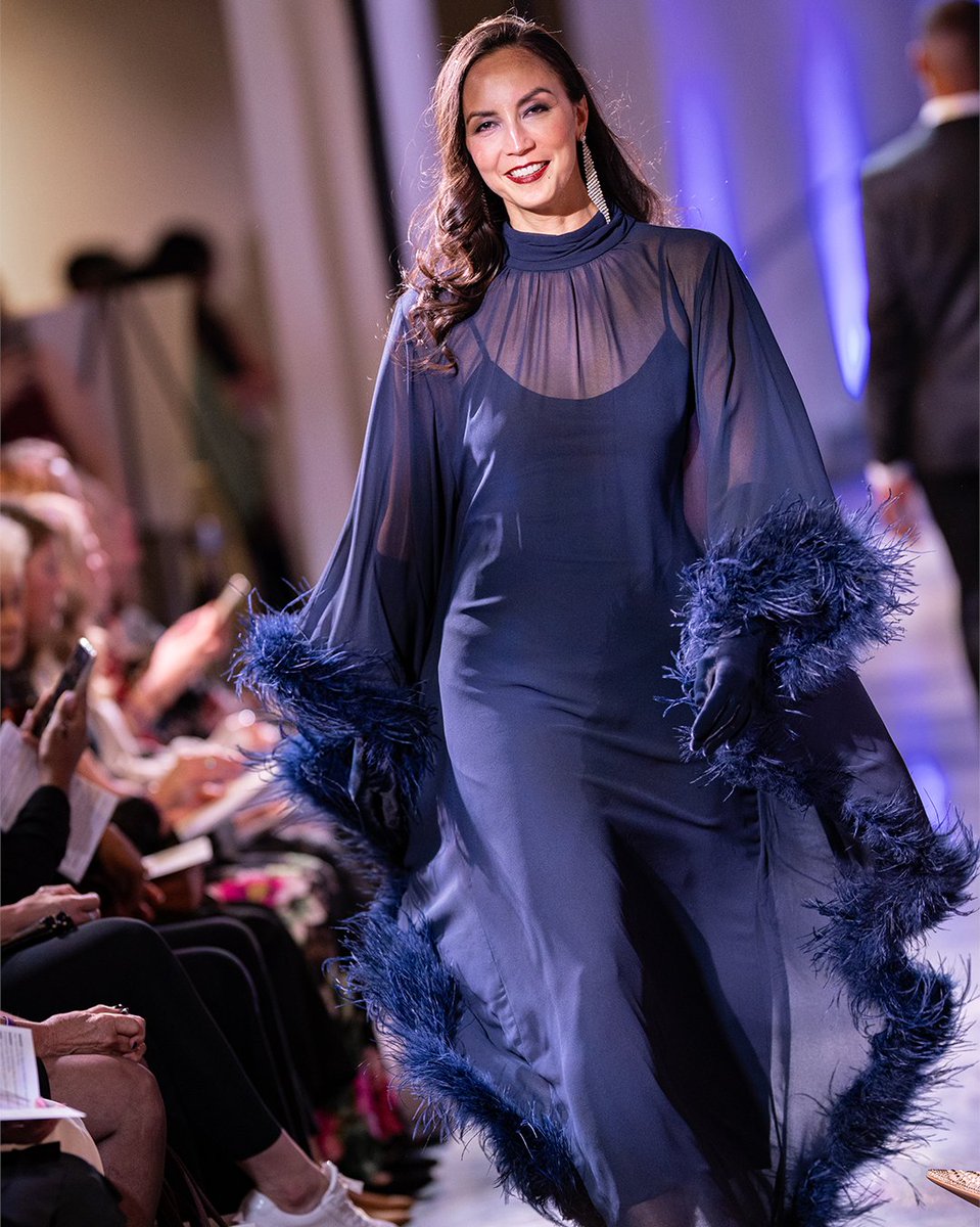 BelleCollection's tweet photo. Fashion Reigned at the future home of KidsQuest Children’s Museum this past weekend. From elevated bites by our Dining District restaurants to interactive beauty booths, culminating with a runway show featuring the best in fall fashion from Bellevue Collection stores. ✨ https://t.co/G18LmRNVz0