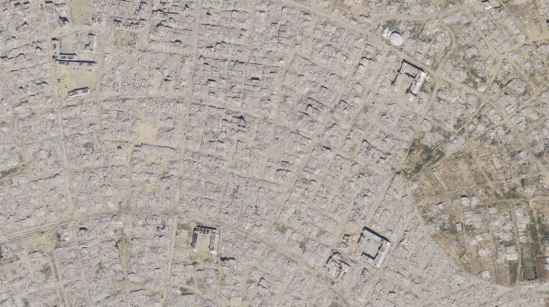 gazanotice's tweet photo. “There is no genocide in Gaza.”

Google Earth’s latest imagery: Entire neighborhoods erased‼️
