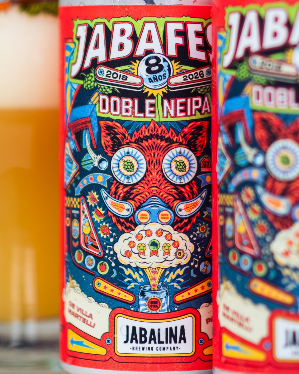 CervezaJabalina's tweet photo. 🍺🎉 NUEVA JABAFEST DOBLE NEIPA - 8° ANIVERSARIO
Para festejar nuestros 8 años hicimos lo que mejor sabemos hacer: una birra bien al palo.

Una Doble NEIPA jugosa, sedosa y explosivamente lupulada, cargada de fruta tropical y un aroma tremendo. Para esta bomba usamos levadura Bermondsey y un combo de lúpulos que habla por sí solo: Mosaic Dynaboost, Citra Dynaboost, Mosaic, Nelson Cryo y Krush. 💣🌿

Ocho años de Jabalina concentrados en una lata.
Disponible en bares y tiendas amigos! 🍻