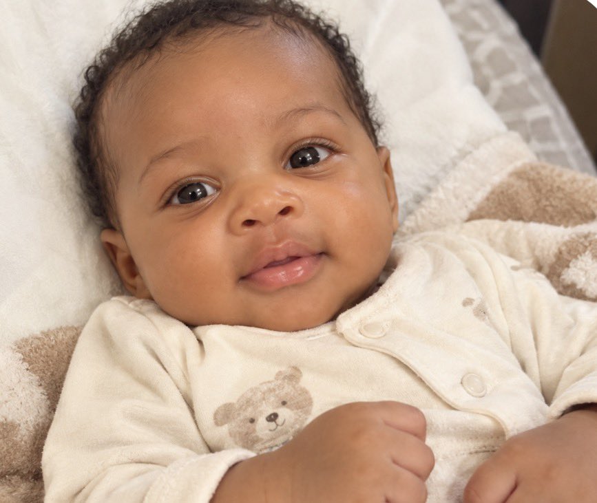 Generation244's tweet photo. Kiwedde. Baby king juuuuuuuu https://t.co/DgR5QsNyct