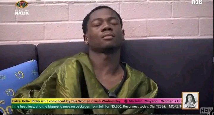 magdalene22915's tweet photo. The first man to receive beatings in BBN😂😂😂😂😂
He won't win the money but he won a title  😂😂
#bbnaija #bbn #Tram https://t.co/zhm9c7nULB