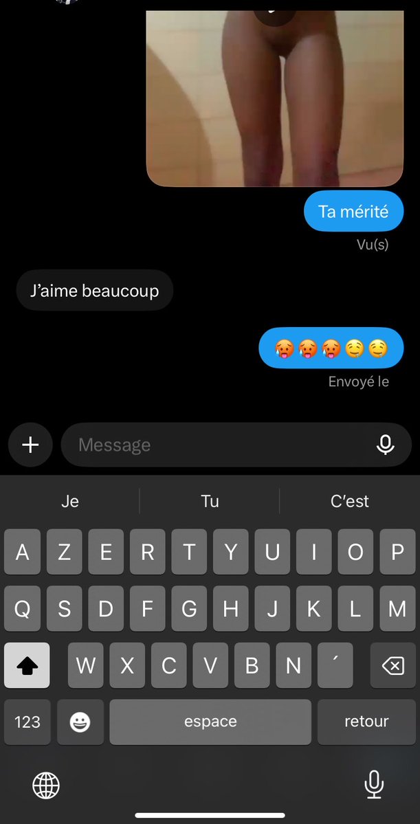 joliajjo's tweet photo. Toujours satisfait 🥵🥵🤤😋😋😁😁
Ecris Cc si t’es là 

#suisse #reunion #iledelareunion #fortdefrance #Schoelcher #abymes #pointapitre #grosmorne #stdenis #steclotide #france #paris #lyon #lille #belgique #toulouse https://t.co/Nbf6J8CnkO