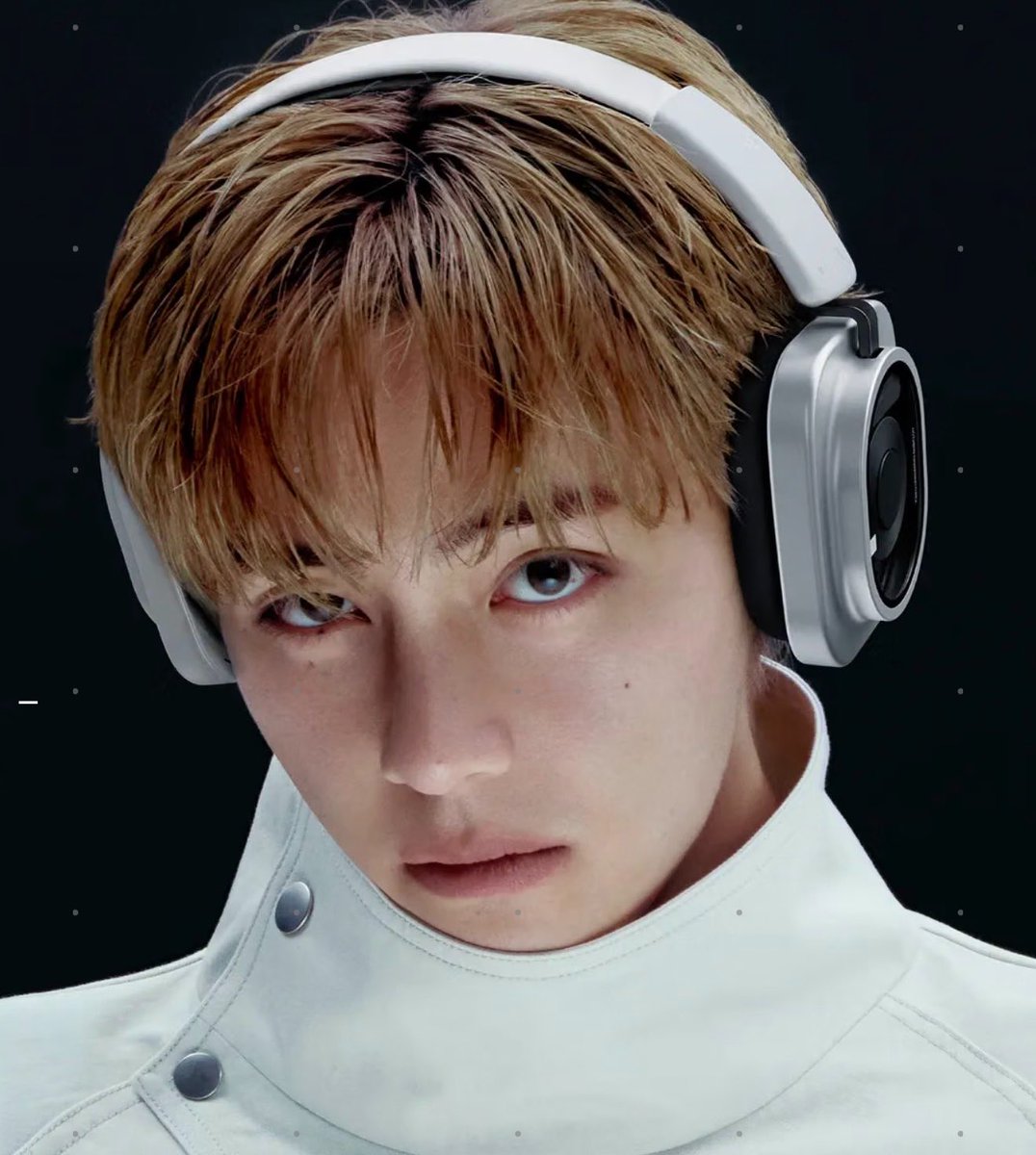 thvchapters's tweet photo. damn this is actually an insane picture for an ambassadorship https://t.co/fHxXnDSFAm