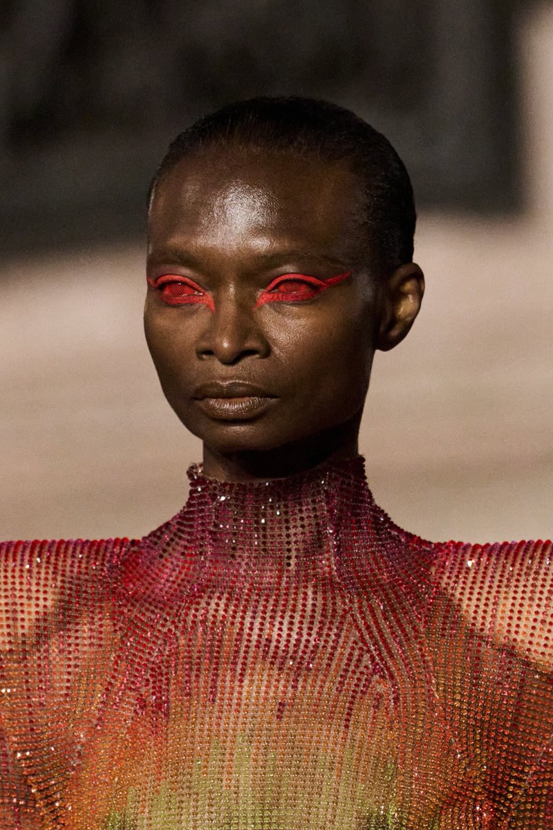 LaModeUnknown's tweet photo. The BEAUTY details of ✨️Matières Fécales✨️ Spring/Summer 2027.🪡 https://t.co/uaXGHrotCj