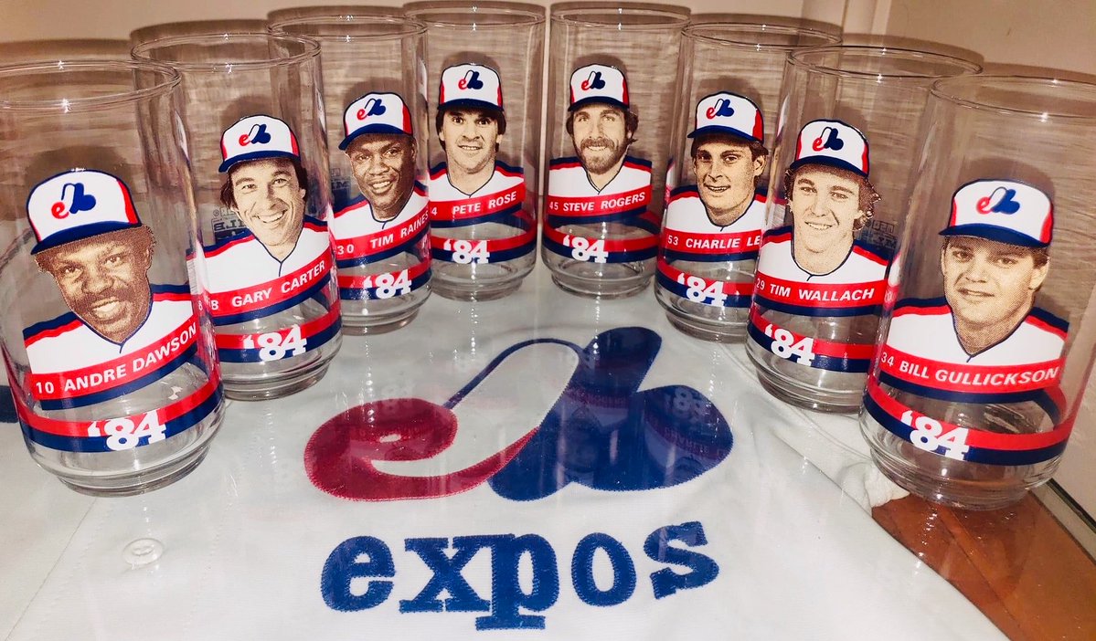 GaryCarterKid's tweet photo. Raise your glass❗️
💙⚾️❤️
#Expos #MontrealBaseball https://t.co/78DOjIx5OP