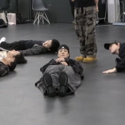 urmydream0's tweet photo. 졸기탱ㅋㅋ https://t.co/DHqMYtiQIe