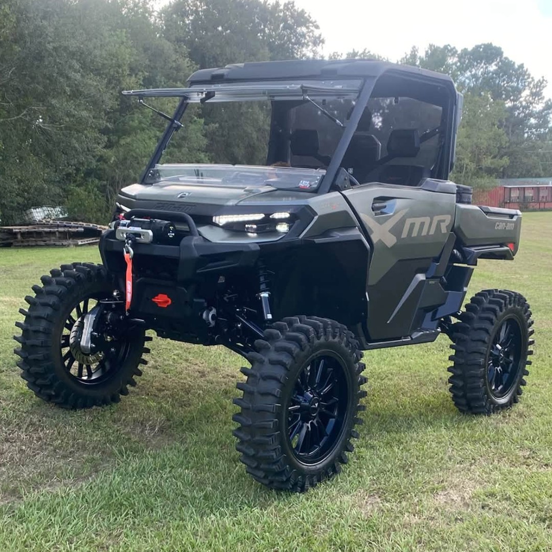ThumperFab's tweet photo. 🔥 BIG SHOUT OUT to Blake Abshire for showing off our Thumper Fab FRONT + REAR FRAME STIFFENERS! 💪🏼

#ThumperFab #FrameStiffeners #ThumpedOut #UTVBuild #BuiltToRide https://t.co/dFD6DsHO82