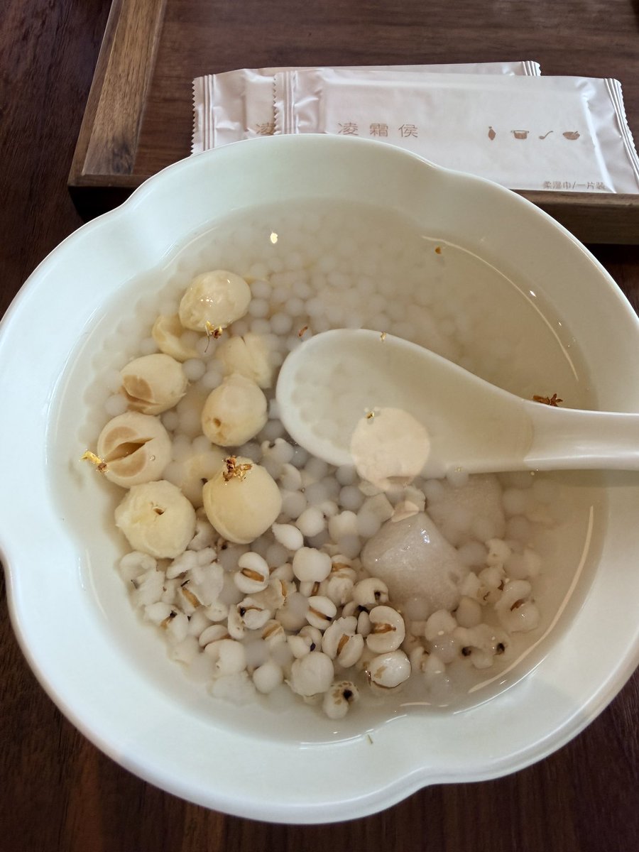 chnchngzi's tweet photo. 觅点甜。 #美食 #互关 https://t.co/JJrRXCePvr