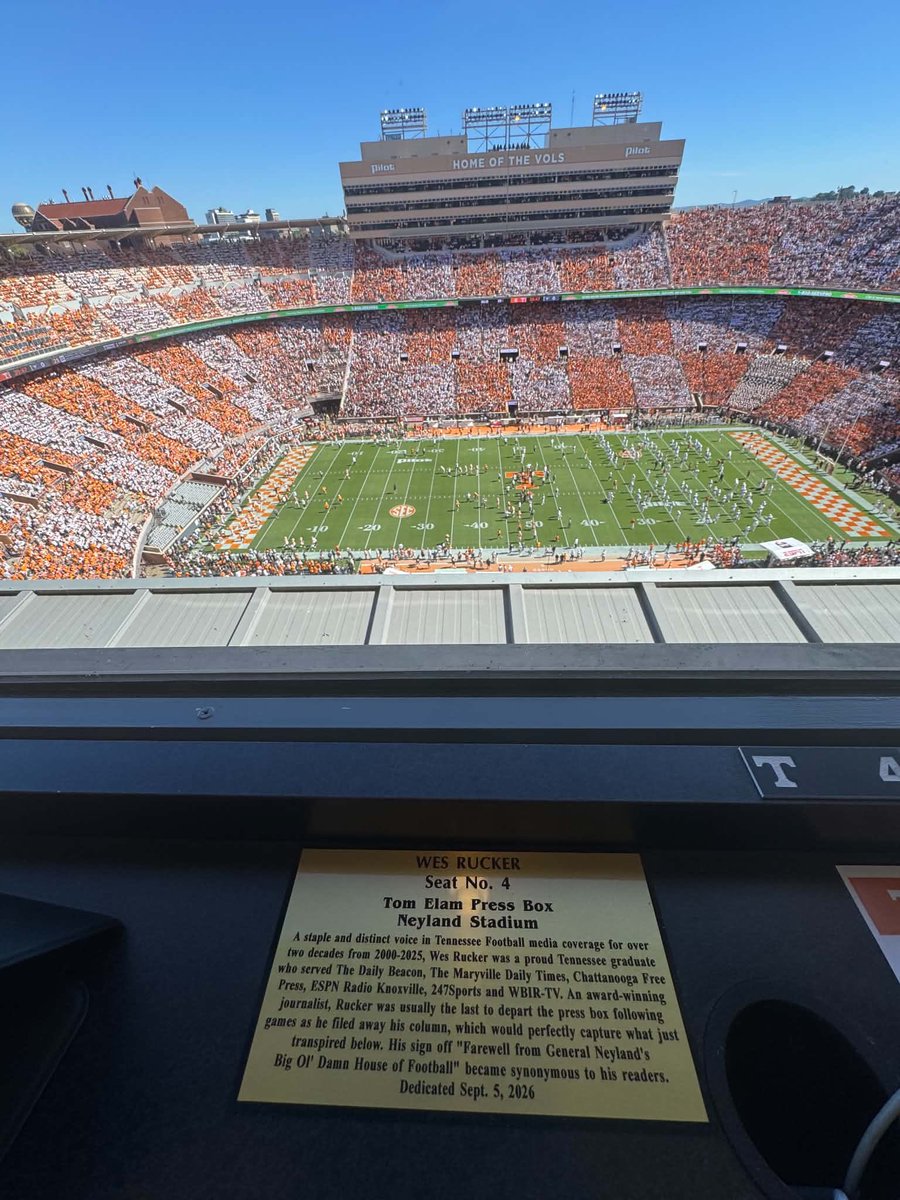 gberg88's tweet photo. This will always and forever be the best seat in General Neyland’s Big Ole Damn House of Football. Love you Wes. Just Us, Always. 

S/o @benmckee14 📸 https://t.co/7IrPWNAZzg