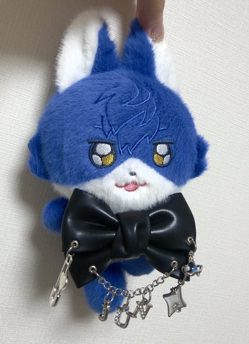 Oimo_UmaUme's tweet photo. キツネのぬい、おウチきた時はお洋服着てきたのに何故かみんなのおウチのキツネ、基本全裸なんよな？🤔
ウチも首輪だけ付いてるけど全裸 https://t.co/9G6uz3R070