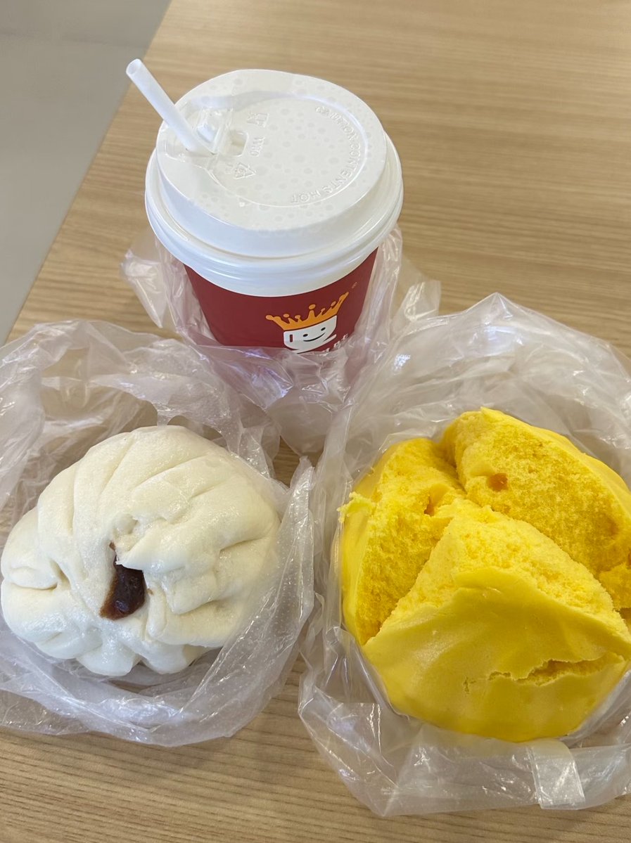mingzhuan179541's tweet photo. @tart_egg25188 疯狂撕咬食物中🐷🐷 https://t.co/apbgQR1YC3