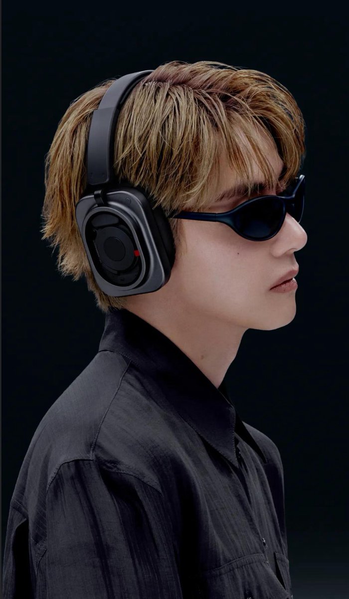 tksovers's tweet photo. NOTHING GLOBAL AMBASSADOR V
#TAEHYUNGxNOTHING
#VxNOTHING https://t.co/LXmn0w1g9q