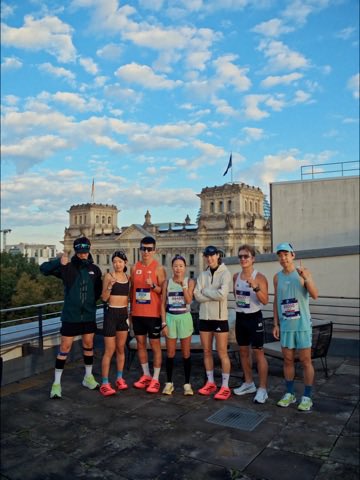 Brilliant_PBG's tweet photo. 20260927
베를린 마라톤🏃‍➡️

🎉👏👏👏✨
우리 배우님… 정말 넘 자랑스러워요!

Repost from @ actor.ko

#박보검 #パクボゴム
#ParkBoGum #朴寶劍 https://t.co/h9XjuKDEXz