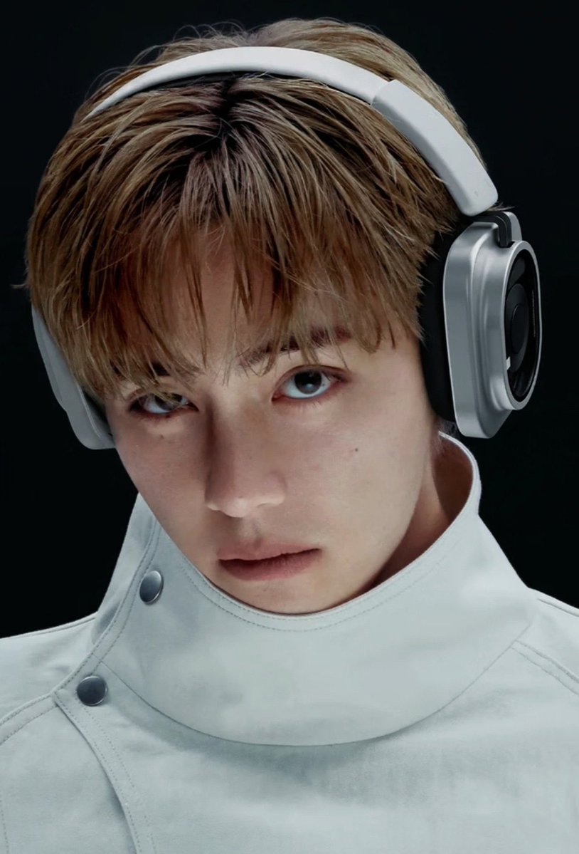 snowflowergifts's tweet photo. NOTHING GLOBAL AMBASSADOR V
TAEHYUNG FOR NOTHING
#TAEHYUNGxNOTHING
#VxNOTHING https://t.co/SLa5PONjee