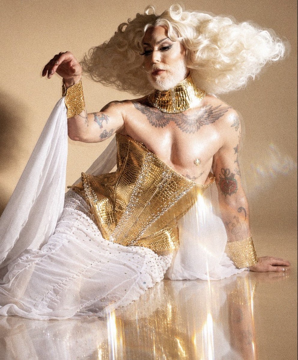 DragRace131's tweet photo. Dita Garbo looks glorious in new photos. #dragrace https://t.co/BEuirH4IMk