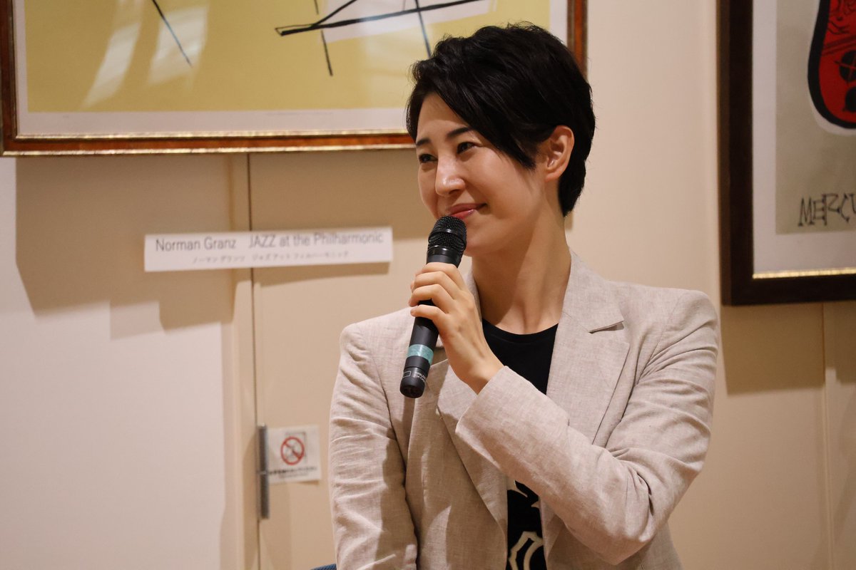 TagajoCity's tweet photo. 【ゲストはOSK日本歌劇団男役スターの登堂結斗さん！】
9月13日(日)に、第5回多賀城のみらいを創る文化・芸術系の人財育成プロジェクト「万物の扉」を開催しました。
会場は笑いに包まれる場面もあれば、心を打たれる場面もあり、終始温かな雰囲気に包まれていました。

【文化観光課】 https://t.co/Gd6aDwGjcq