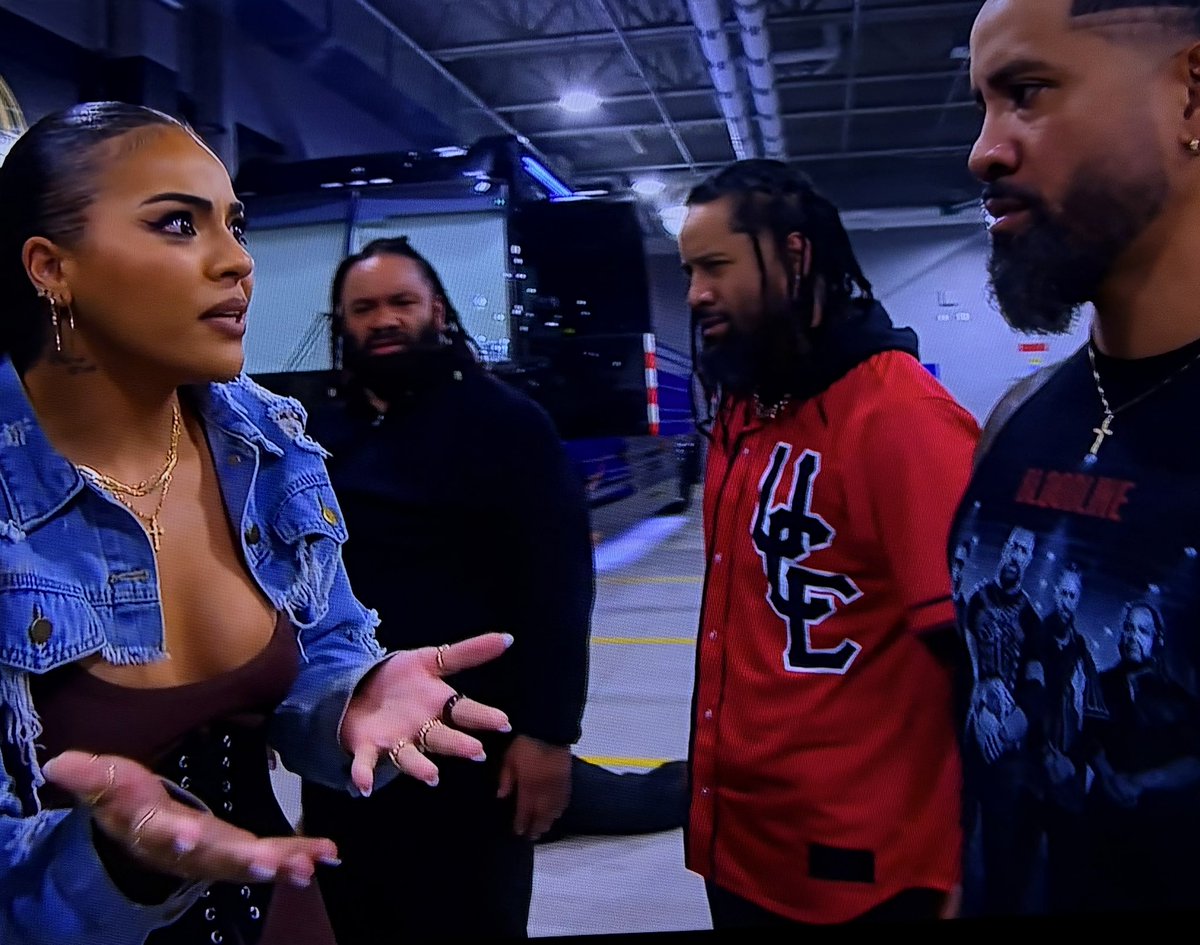 FadeAwayMedia's tweet photo. 🚨 BREAKING: JAIDA PARKER HAS ARRIVED TO RAW 

JEY USO IS ABSOLUTELY SHOOK 

#WWERAW https://t.co/YzcTXUjrbz