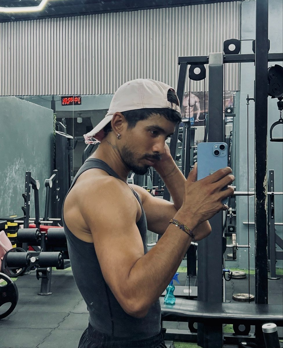 santosant31's tweet photo. ☘️🐵😤🔁

#Workout #reposting @destacar https://t.co/BQTpixJjV6