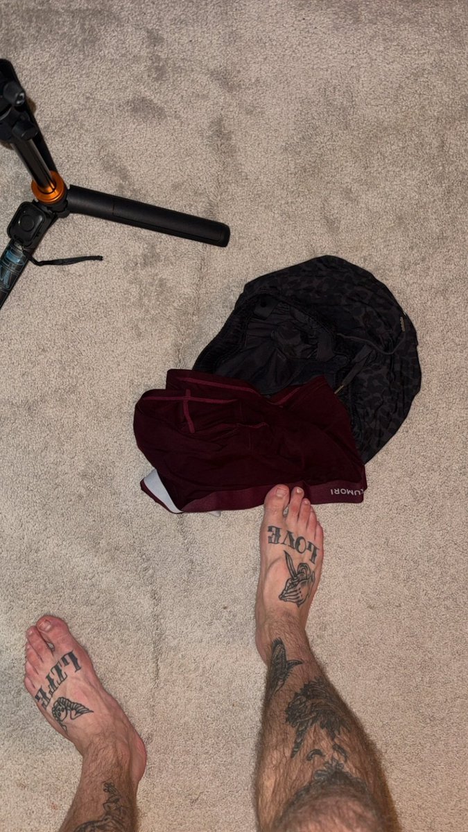 tanneronyx_'s tweet photo. Bet you’re wondering how this drenched underwear smells https://t.co/sziJOSQCbR