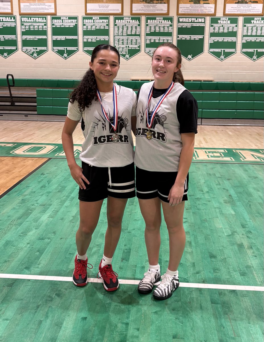 coachbeckett's tweet photo. 2026 IGBRR Preseason Prospect Camp
Congrats to 29’ Hadley Keith, Salem, for winning the Skills Challenge Championship & runner-up 30’ Aalycia Figueroa, Highland. 🏀🚀
#PPC26 https://t.co/P7i7EGngCJ