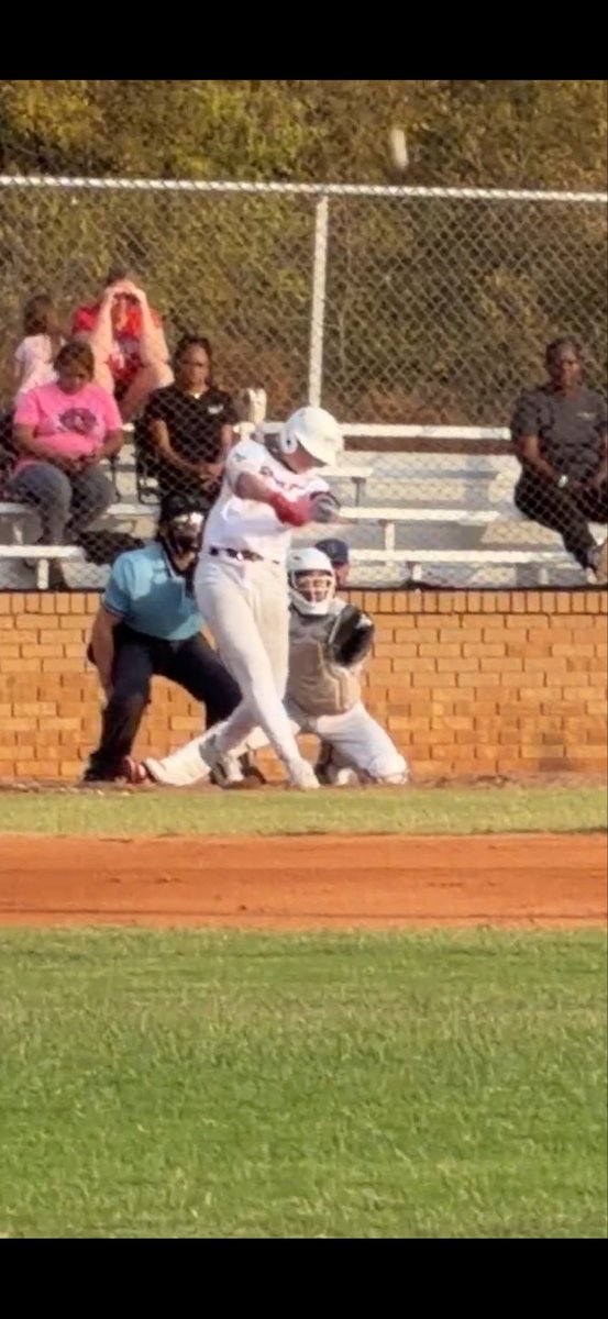rykenloveland56's tweet photo. All the hard work and practice is paying off. Years of switch hitting getting power from both sides isn’t easy.
Thank you to all my Coaches who have helped and supported me with this extra skill. #hardworkpaysoff #nextlevel #baseballrecruit
#baseball #studentathlete https://t.co/BbclrhIvQ3