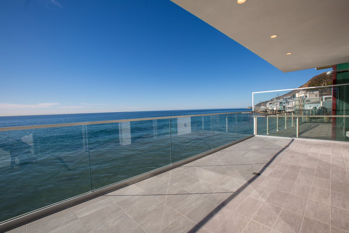 4_Malibu's tweet photo. Who checks your Malibu home when you are away? A clear care plan covers property visits, photos, vendors, and repair approvals. Read our second-home management guide: https://t.co/SAfxw878Aa #MalibuPropertyManagement https://t.co/uki7pL87kJ