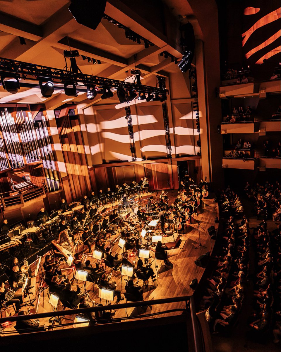 HALIENE's tweet photo. This was the most unique show I’ve EVER been a part of✨

I’ve sung with orchestras. I’ve sung in concert halls. I’ve sung in nightclubs AND on some of the largest EDM stages in the world… but I’ve never combined them all.

To sing electronic dance music songs I wrote, in a concert hall, backed by a symphony… it was a true full-circle, worlds-combining moment. 🥹

This show was truly so special. Such a unique and monumental moment for electronic music, and I’m incredibly honored I got to be a part of it.

Thank you to the legend @SevenLionsMusic for having me🙏🏼 @seattlesymphony  @NormanConductor & Andrew Joslyn for bringing these songs to life in a new way and making this moment happen. ❤️