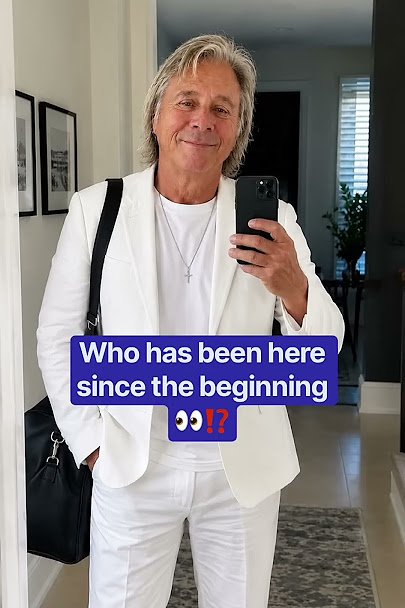Stevenperryb4pk's tweet photo. Good morning my ❤️beautiful 😍 friends If you're a true fan read My bio♥️#stevenperry #journey #american #80s  #usashorts #weekendvibes https://t.co/ZStx3yFxCm