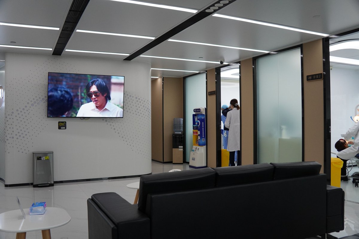 selp0100's tweet photo. [A moment at Shan’s clinic: gentle teeth care, no worries for the little guys, a quiet, bright scene with a friendly vibe.]， https://t.co/LHvQkteoOu