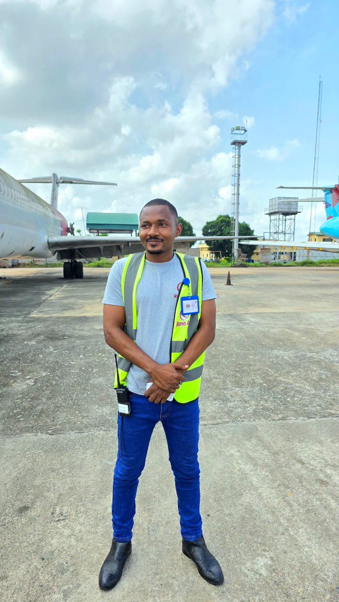 Nazir_Wada's tweet photo. Open spaces, aircrafts, employee perks (free travels😏). Alhamdulillah https://t.co/m1PHdOIrMc