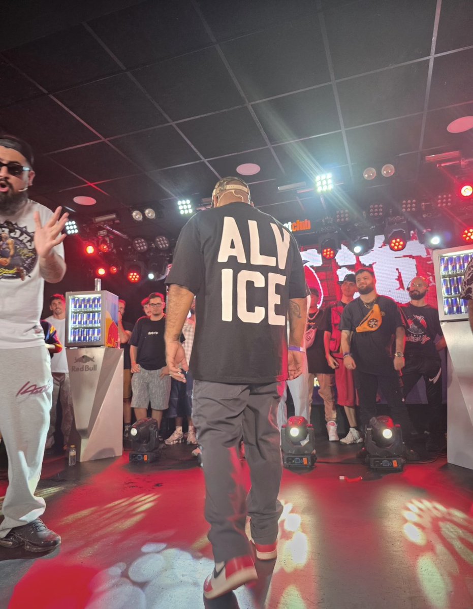 juanitozarate's tweet photo. Soy el battle rap. Y represento más que el battle rap. https://t.co/omwrU3flOu