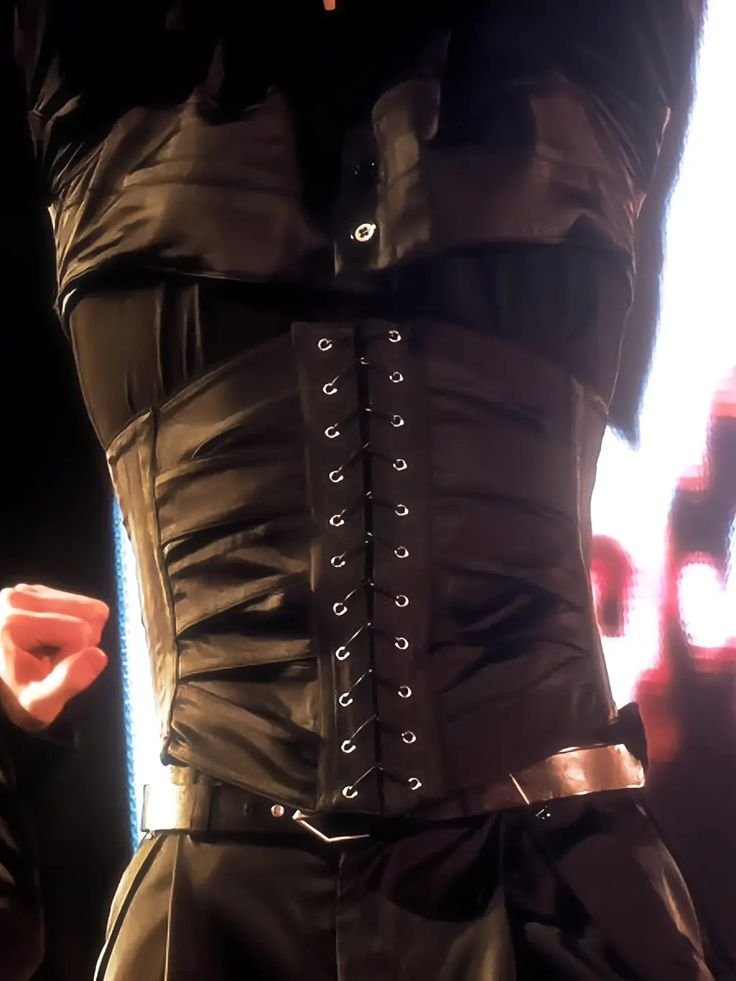 maityhoon's tweet photo. please be an outfit repeater just once https://t.co/P5TgTMcLVh