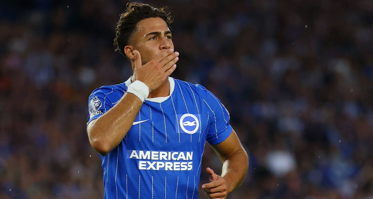 ThePuntFPL's tweet photo. We're already seeing it but owning Triple Brighton could be the key to winning in FPL this season

Ignoring them could be the mistake you look back on that ruined your season

If they keep up their form some of their players will turn out to be massively underpriced over the season 

They've also shown that they can score against any defence after scoring three goals against an Arsenal team who hadn't conceded yet this season so fixtures shouldn't be too much of a concern

Here are the top three players you should be considering for your team

A thread 🧵