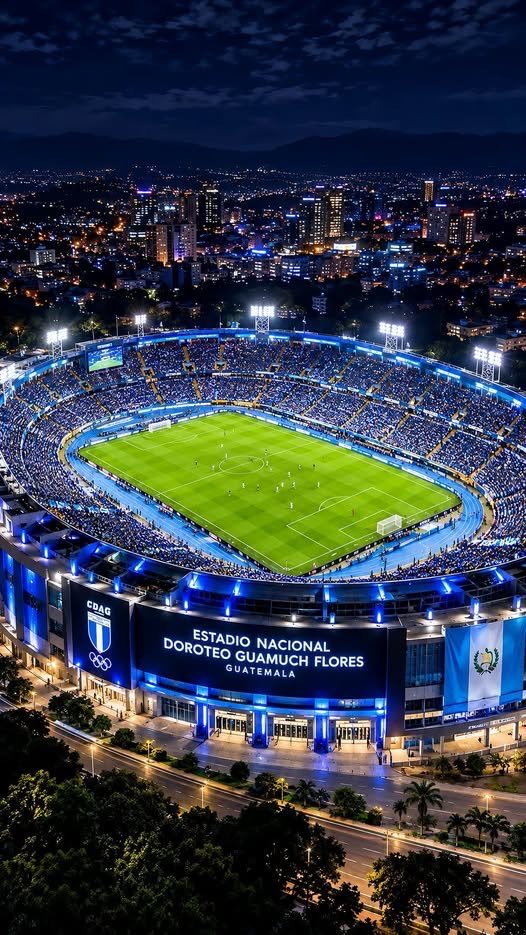 _M1GT_'s tweet photo. @CDAG_Guatemala Así va quedar el estadio dice después de desaparecer unos millones y no tener estadio por más de 2 años https://t.co/K3Cqz5MbtO