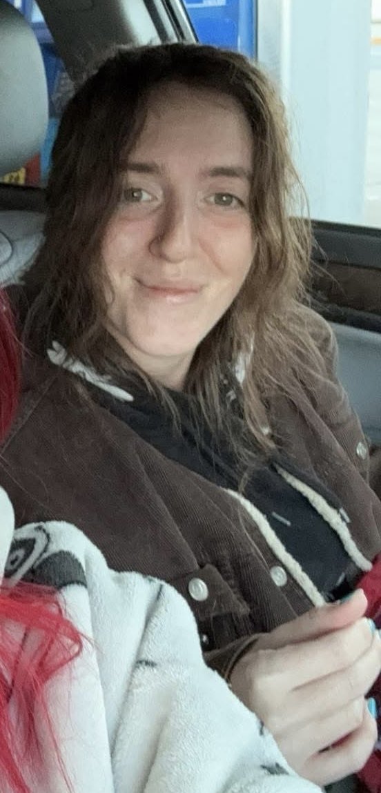 thatgirl_madie's tweet photo. My best friends sister is missing. Eva Miller she was last seen in Volusia county Florida at the end of August after being released from being Baker Acted. She is 5’7, wth brown hair and hazel eyes. She is in active addiction and struggles with mental health but is a kind human. https://t.co/yCcGUVm6i0