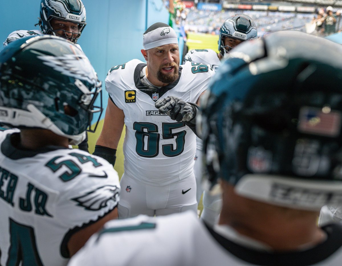 LaneJohnson65's tweet photo. MNF 😤 https://t.co/bZos2Gc0ra